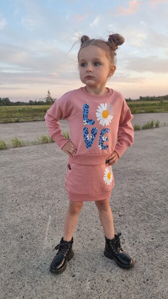 Kostīms meitenēm LOVE, rozā