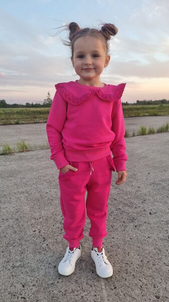 Meitenēm/Bikšu kostīmi