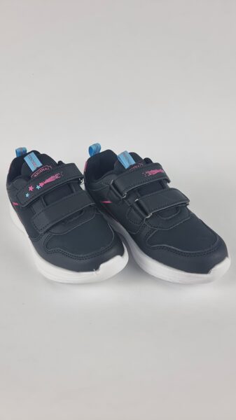Sporta apavi- botas